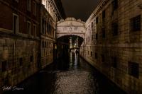 Ponte dei Sospiri di notte