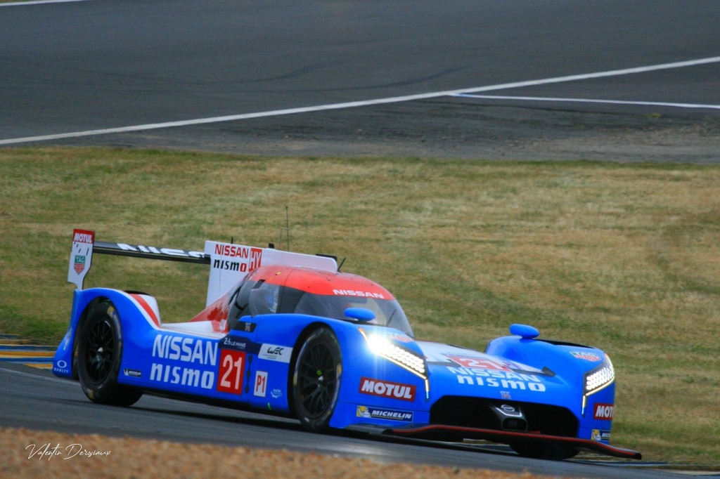 N°21 - NISSAN MOTORSPORTS - LMP1