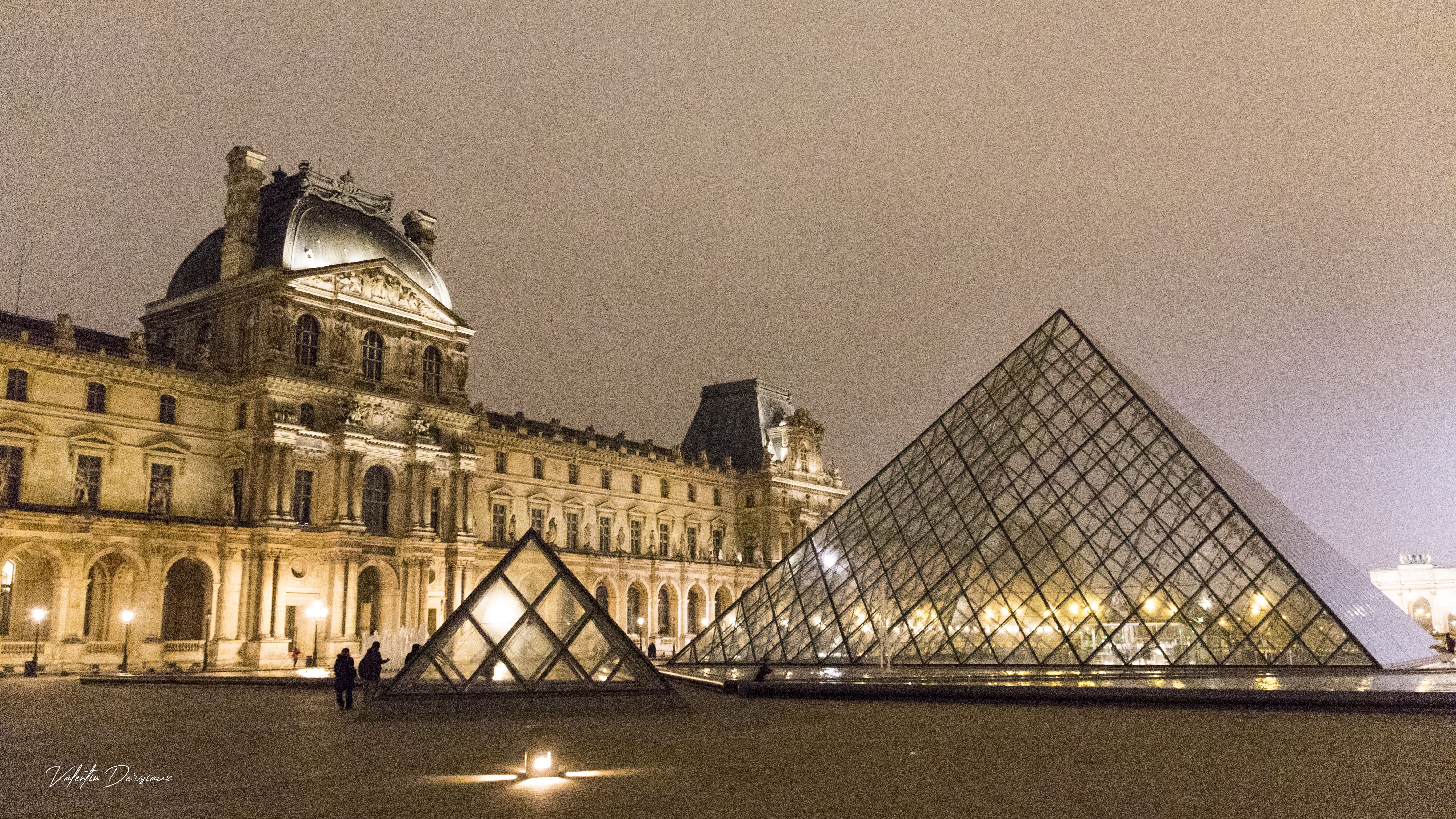 Pyramides du Louvres